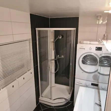 Sentrums Med Balkong Appartement *