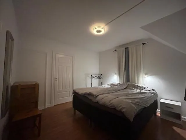 Lägenhet Sentrums Med Balkong